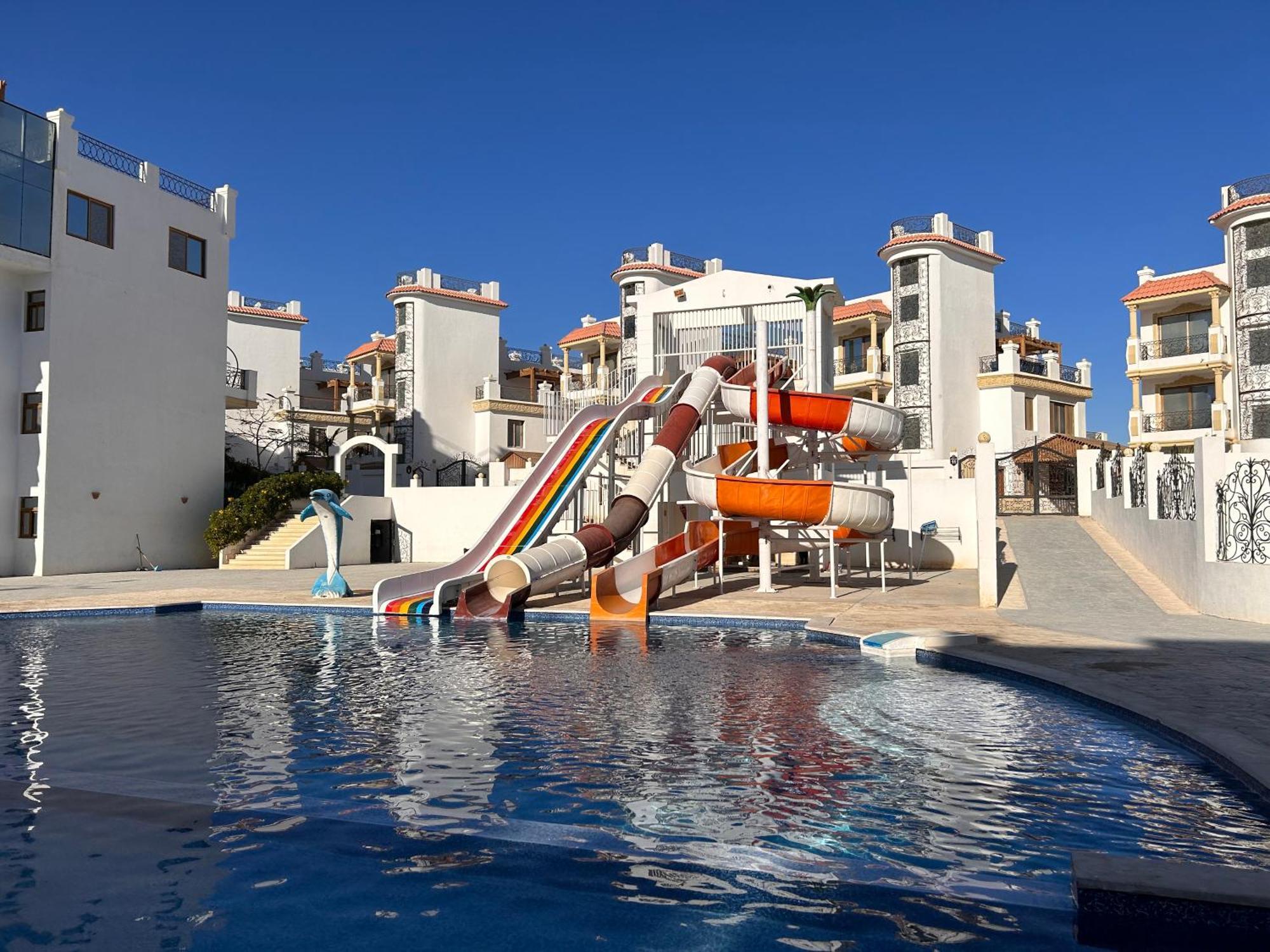 3-Bedroom Apartment On The Third Floor With 3 Balconies And Lovely Pool View, Street View And Free Beach Access In Sharm Hills Resort Exterior foto